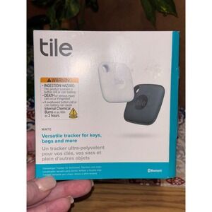 Tile Mate Bluetooth Tracker White with Navy Keychain Strap GADELLNET NEW